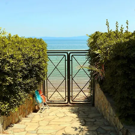 Ekatis Seacoast Nest Casa vacanze Livanátai